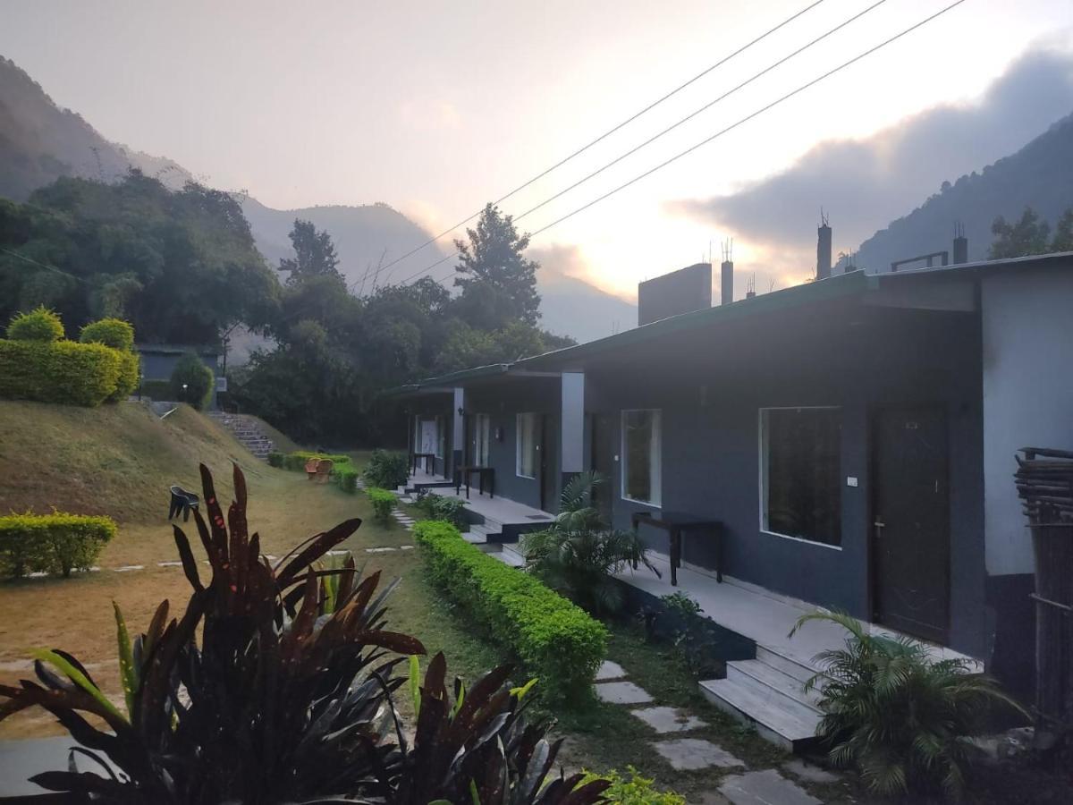 Sky Ganga Resort Narendra Nagar Exterior photo